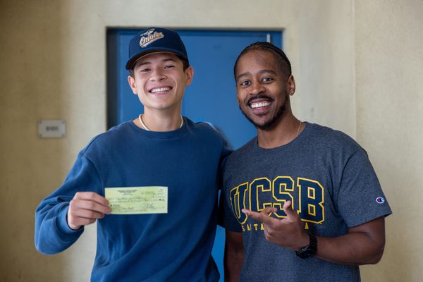 Nine Riverside Students Receive First Tom Hunt Memorial Scholarships