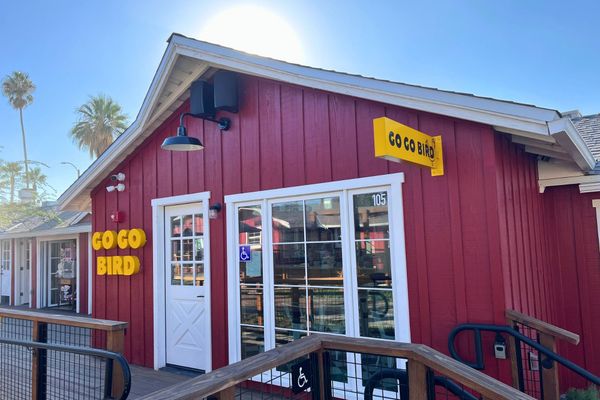 Go Go Bird Brings LA-Style Fried Chicken to Farm House Collective