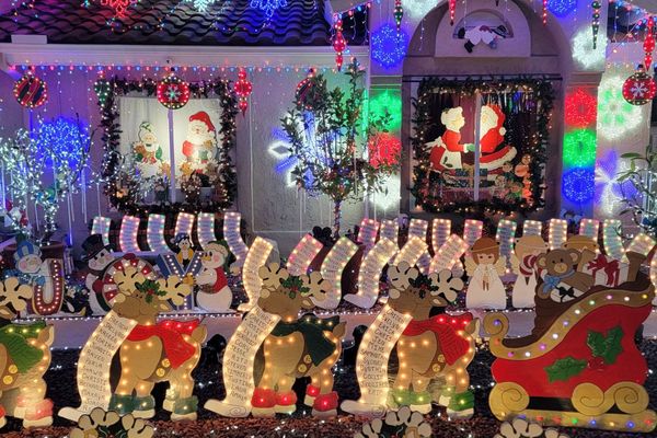 Share Your Favorite Holiday Light Displays: Riverside Family Shines on National TV