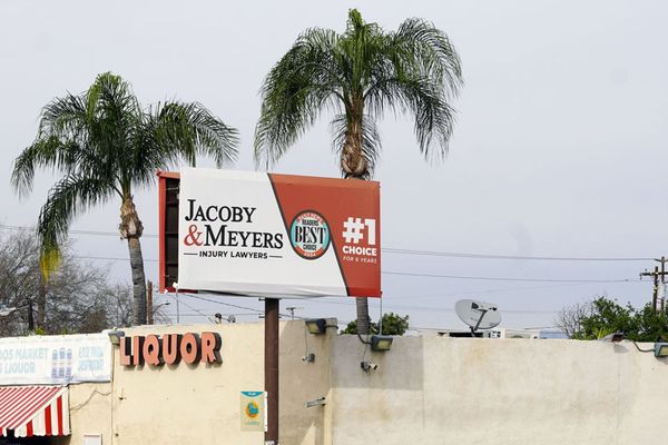 City Council Modernizes Billboard Rules, Opens Door to Relocations
