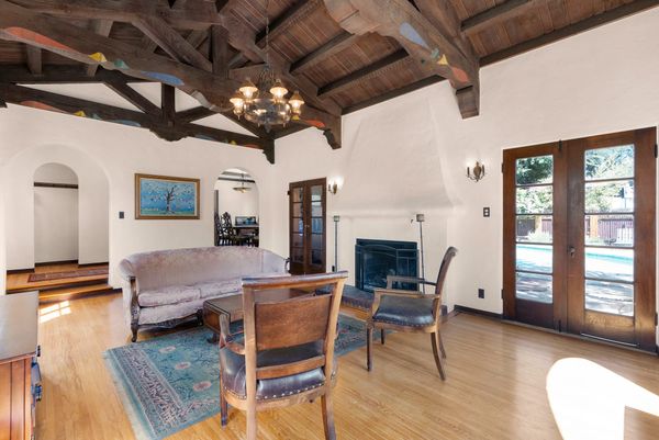 Vintage Home Tour Frames America 250 Through Five Houses