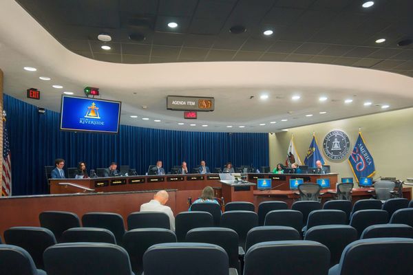 Council Hires New City Attorney, Waives Public Notice Rule to Do so