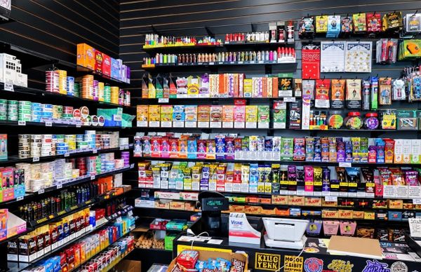 Riverside Police Say 17 Smoke Shops Shut Down, Nine on Magnolia Corridor