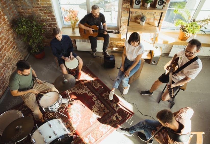 The Benefits Of Playing Music And Singing For Working Adults