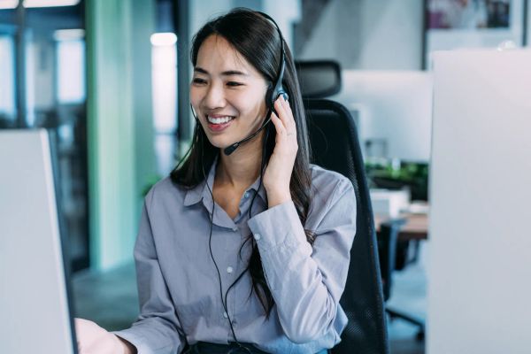 Boost Your Business : Improve Customer Service with These Tips