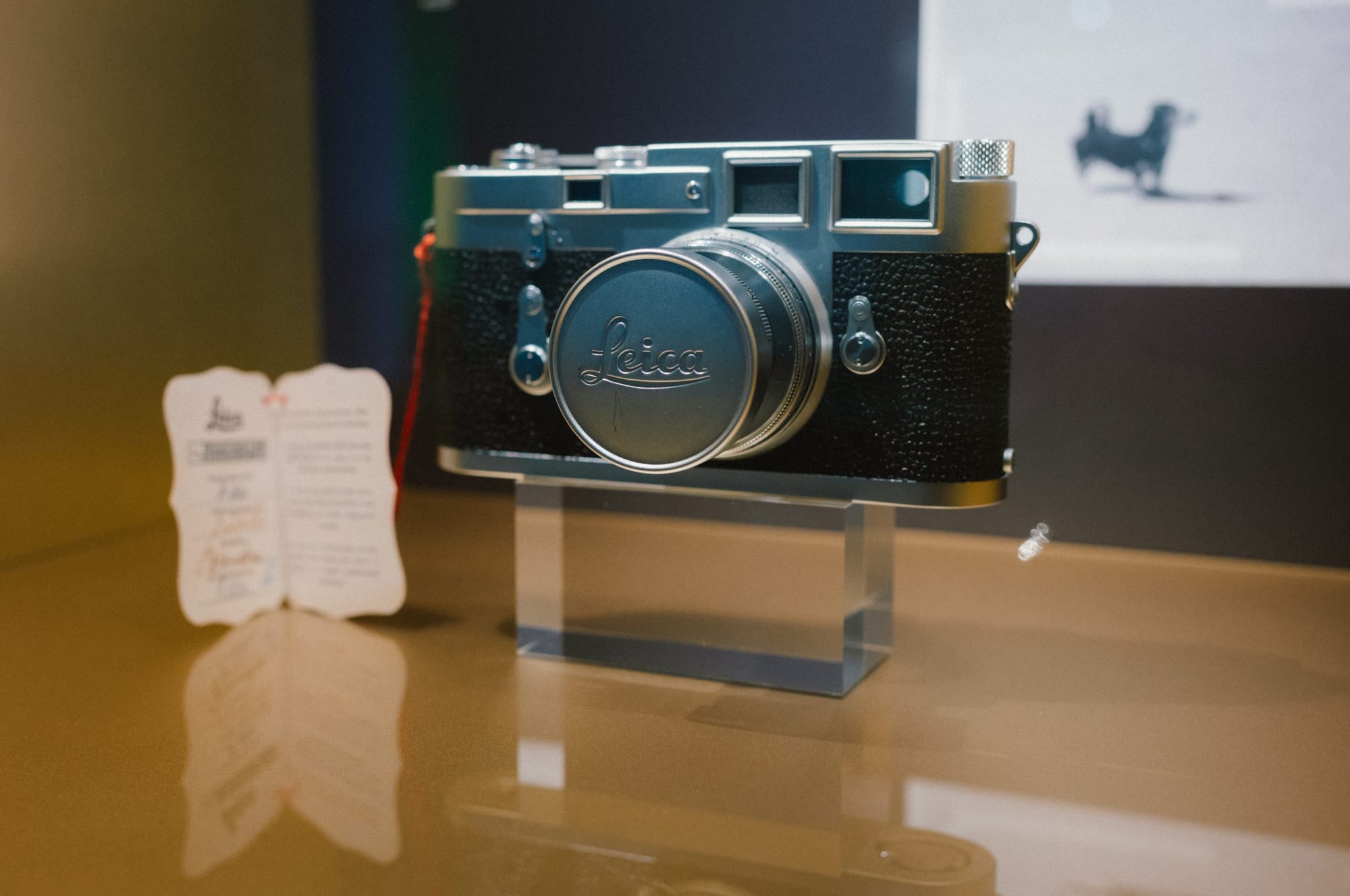 A Leica rangefinder on display