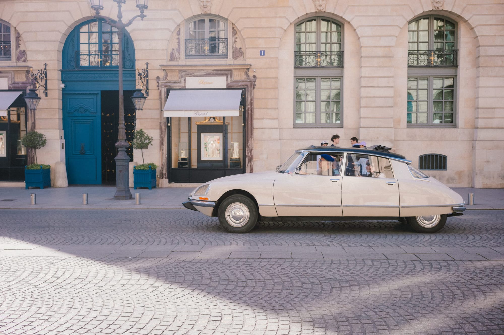 A Citroën DS in the Place Vendôme.
