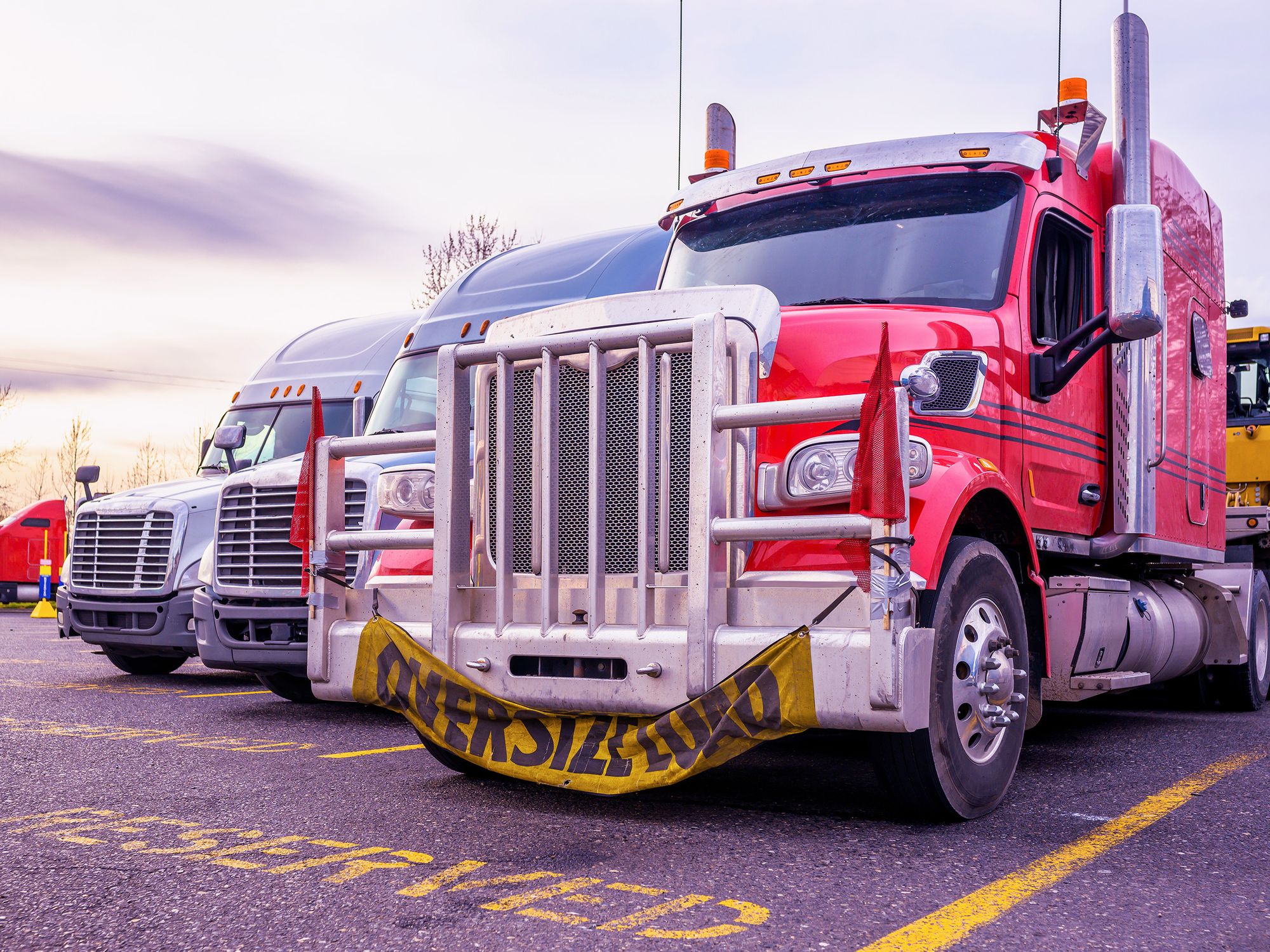 trucker-parked-in-lot