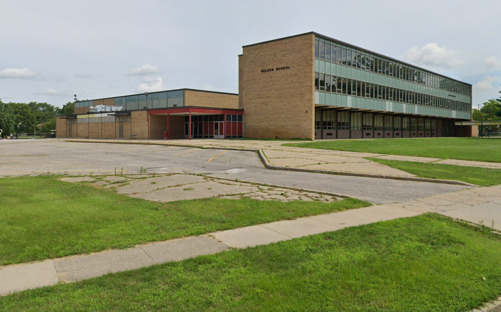 City keeps the Nelson gym — $1 a year, plus the monthly bills