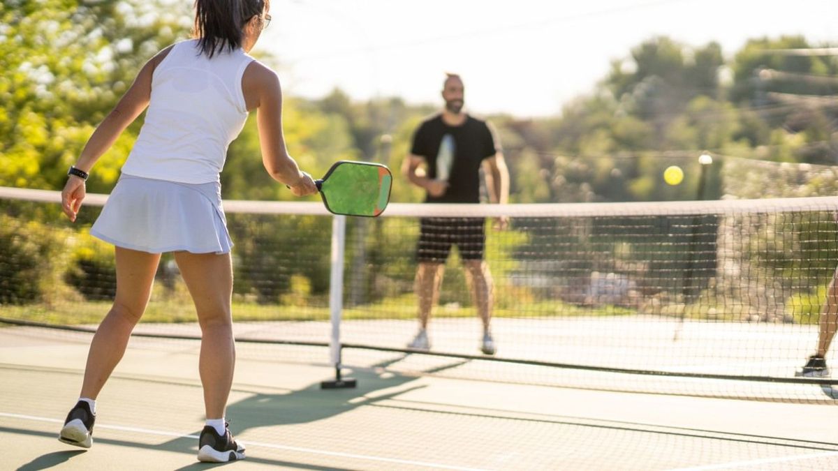 Pickleball Shoes For Women - With The Style & Power