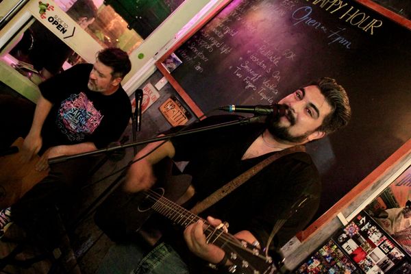 Best Budget MultiFX For Beginner Gigging Guitarists