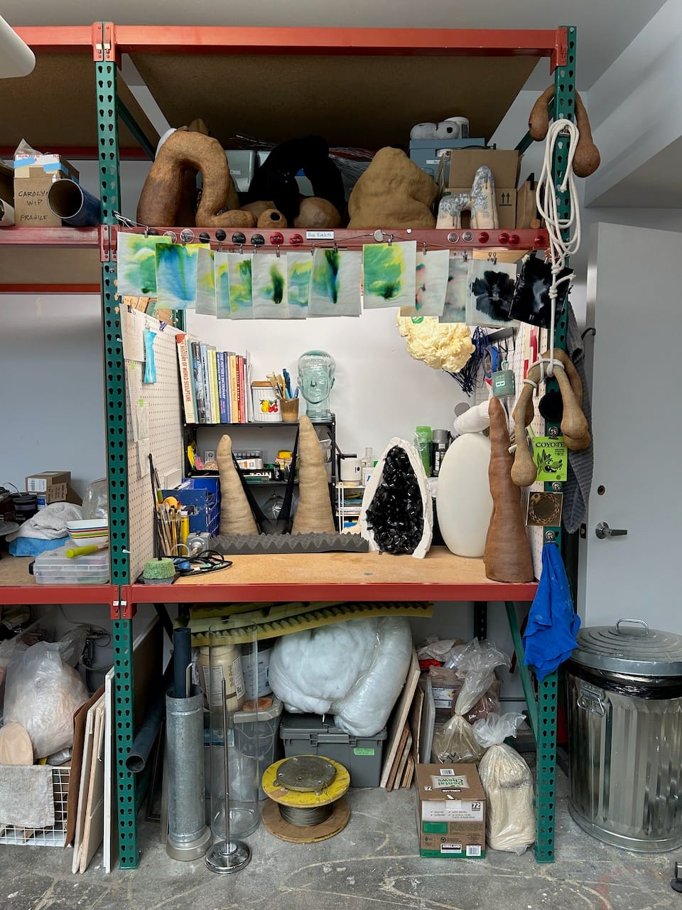 a bench that is much better organized and you can actually see the desk surface