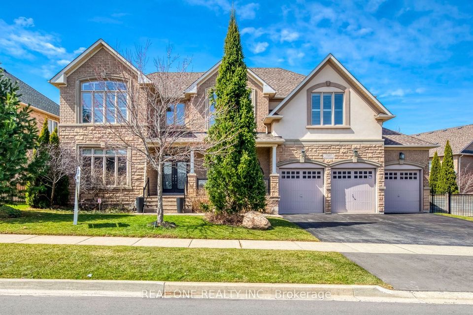 1385 Arrowhead Rd, Oakville $2,799,000