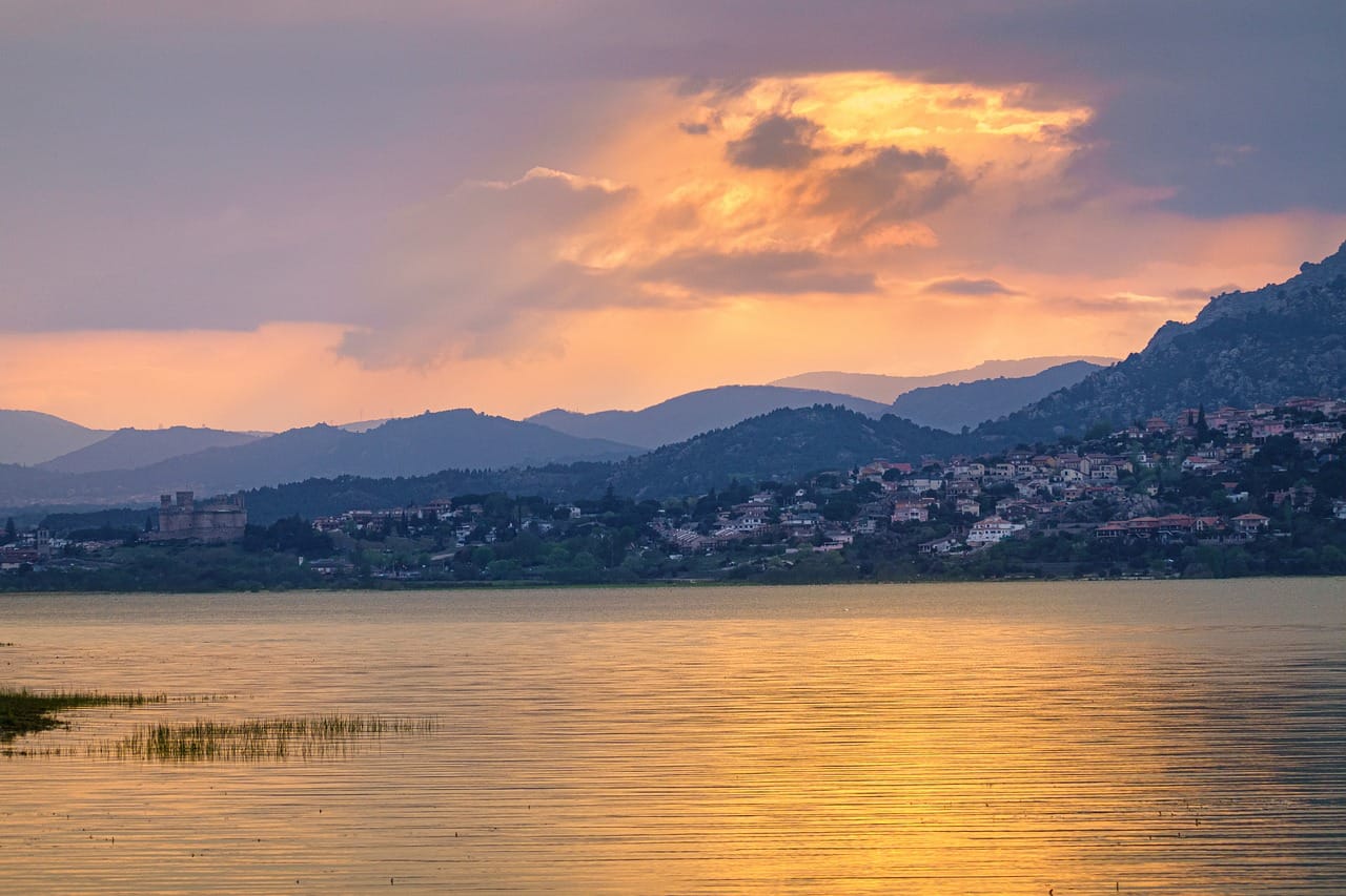 El primer destino a destacar es Manzanares el Real
