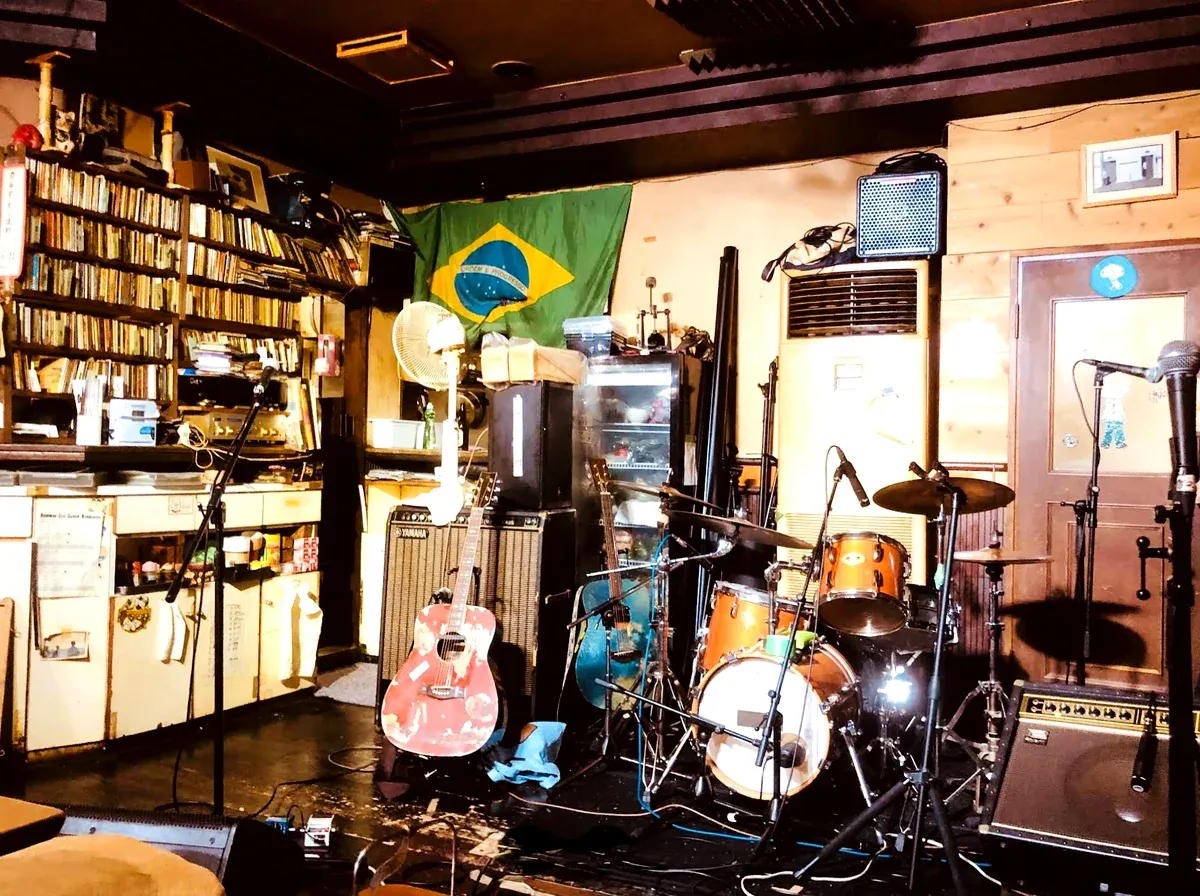 The small stage inside Brazil Coffee in Kanayama, where the St. Patrick’s Day show will take place.