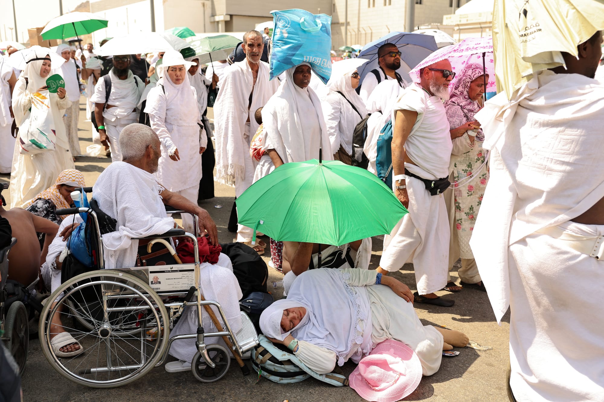 hajj pilgrims heatwave summer saudi mecca 2024