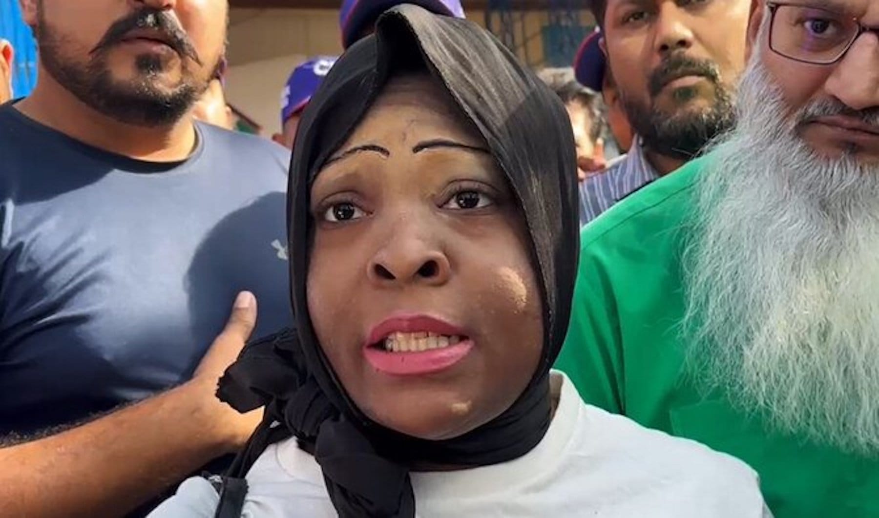 Onijah Andrew Robinson american woman pakistan