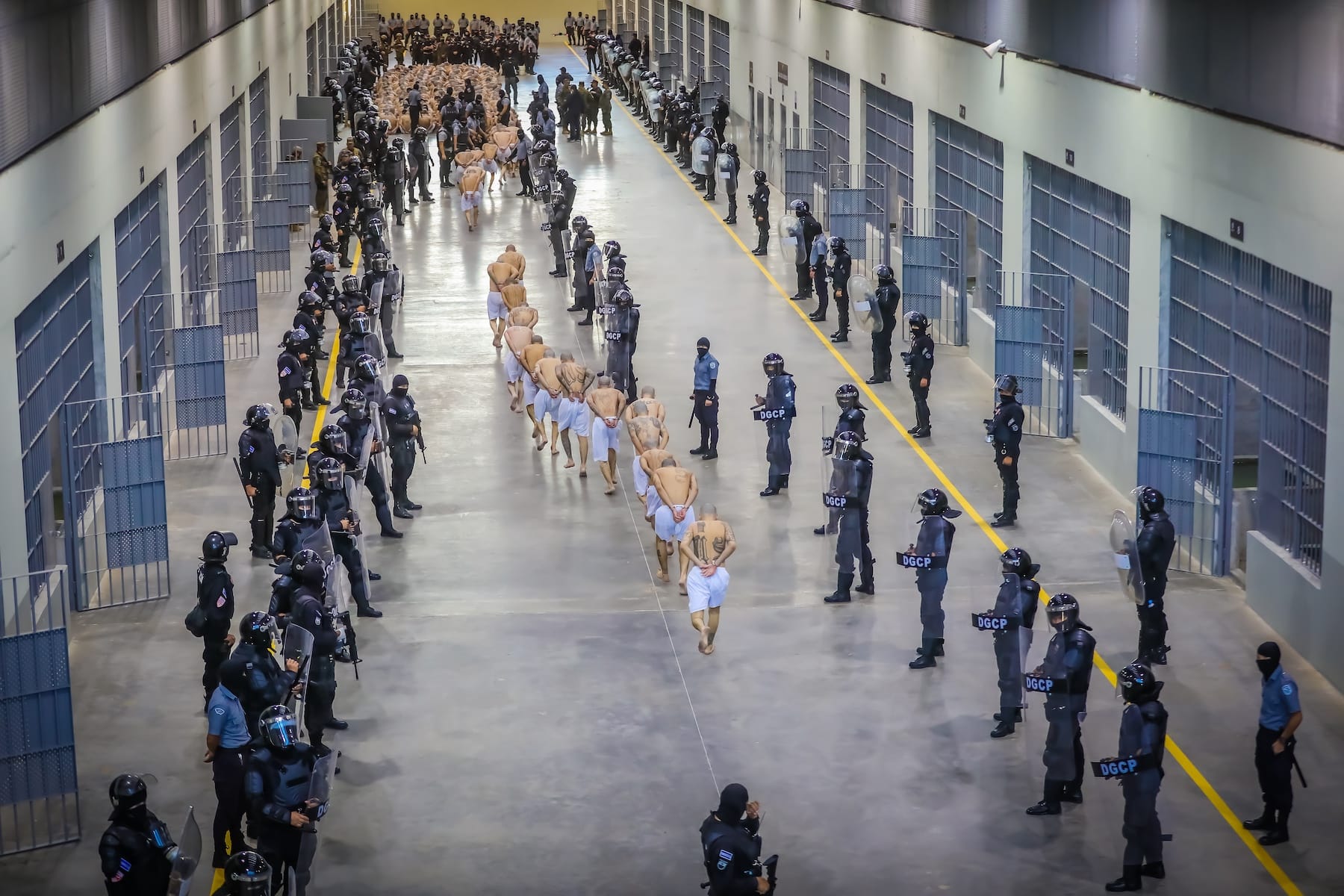 el salvador mega prison cecot