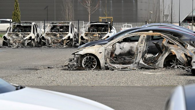 france fire tesla cars