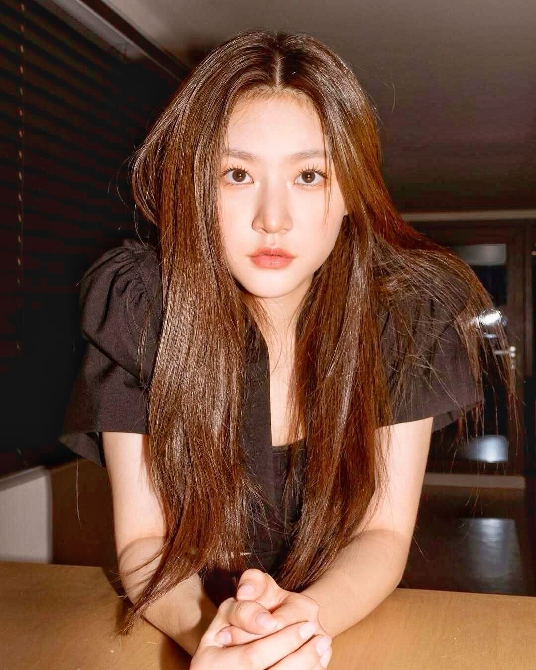 south korea actress kim sae ron bloodhound