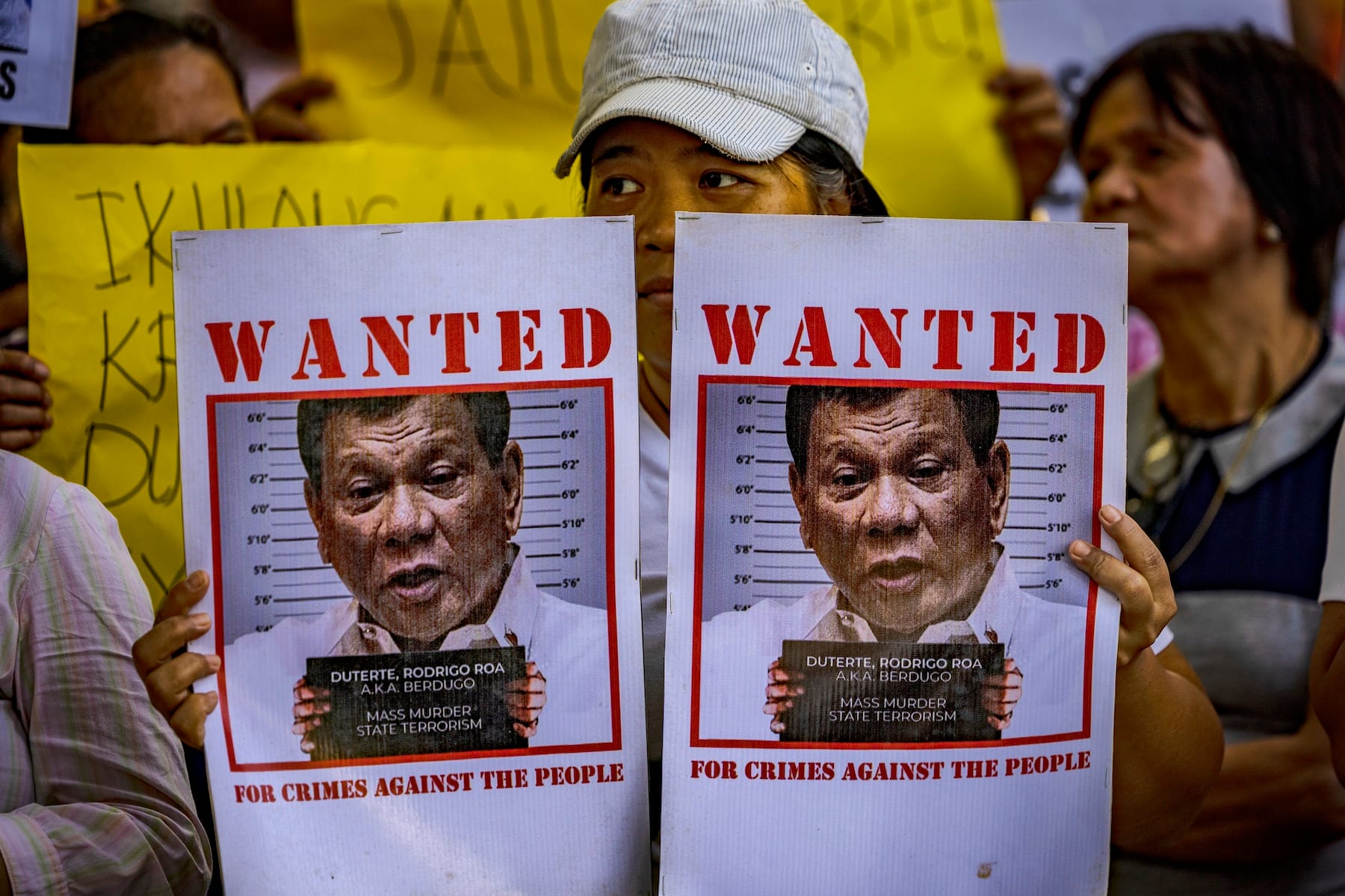 duterte arrested crimes against humanity