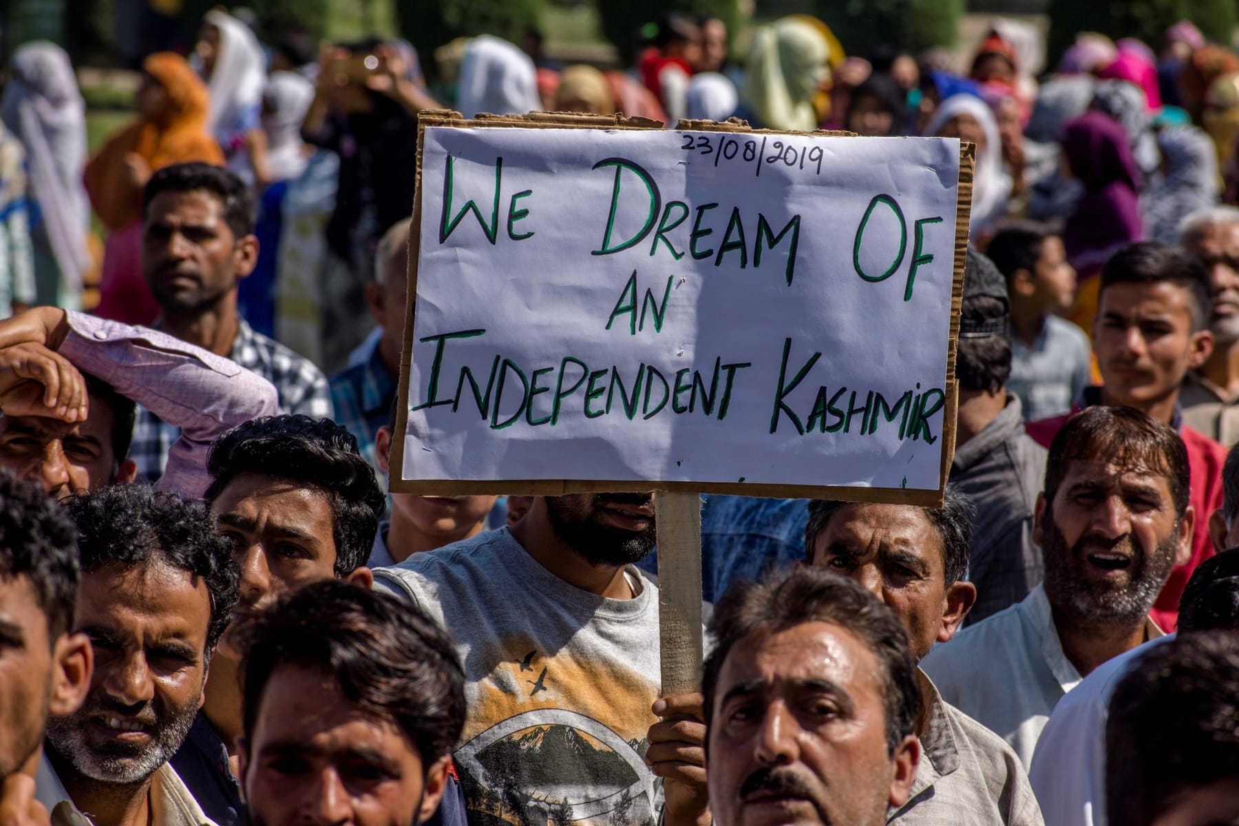 india pakistan kashmir 2025 pahalgam tourists TRF