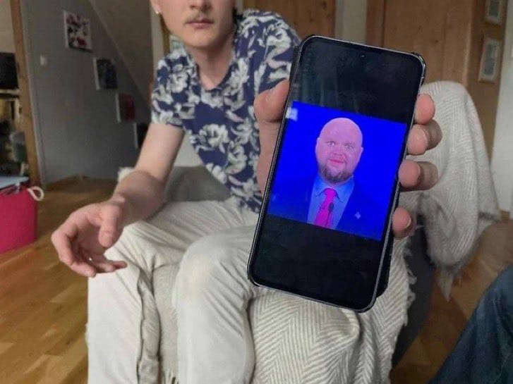 US deport norway tourist jd vance meme