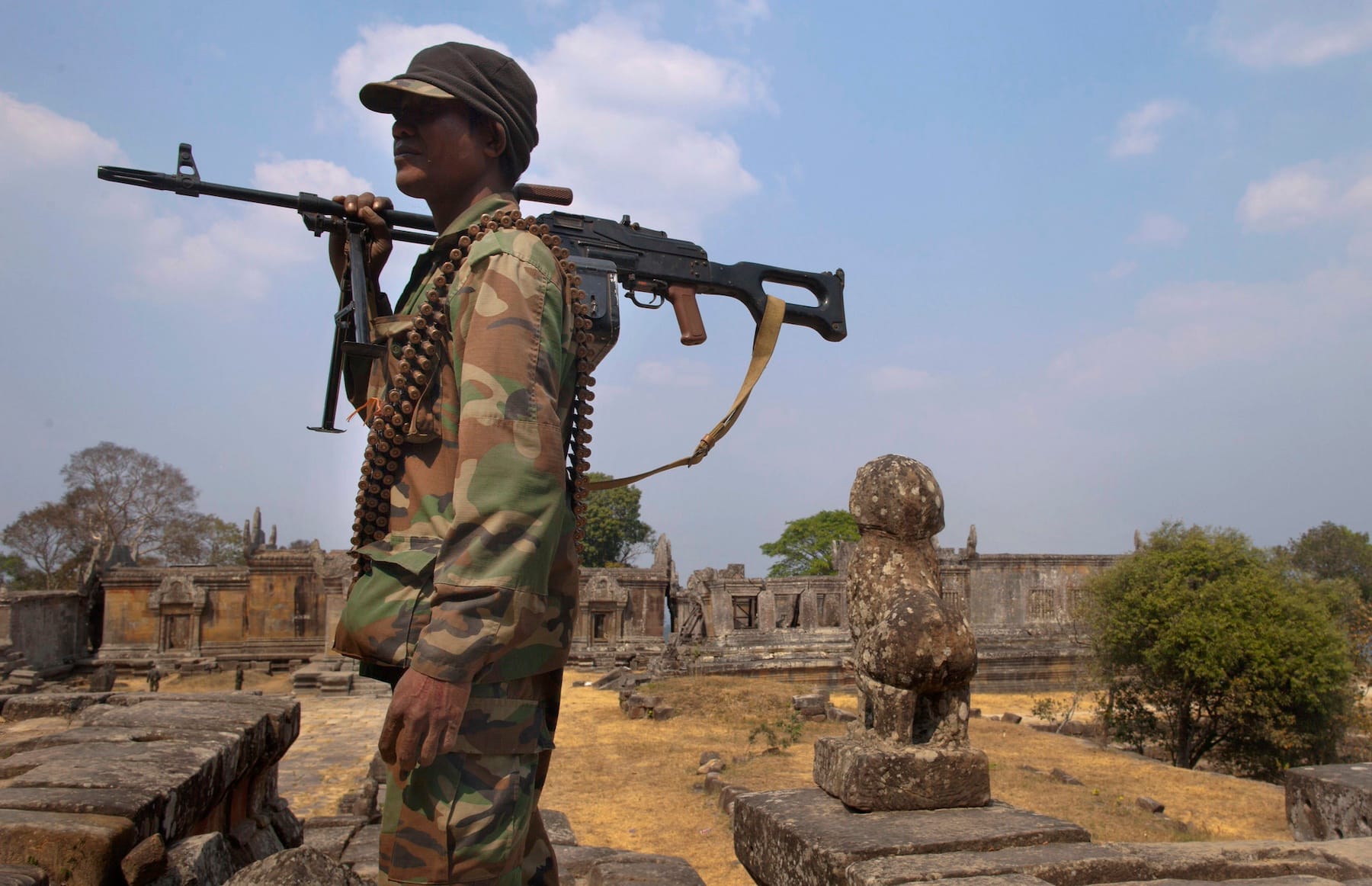 thailand paetongtarn shinawatra suspended leaked call cambodia hun sen