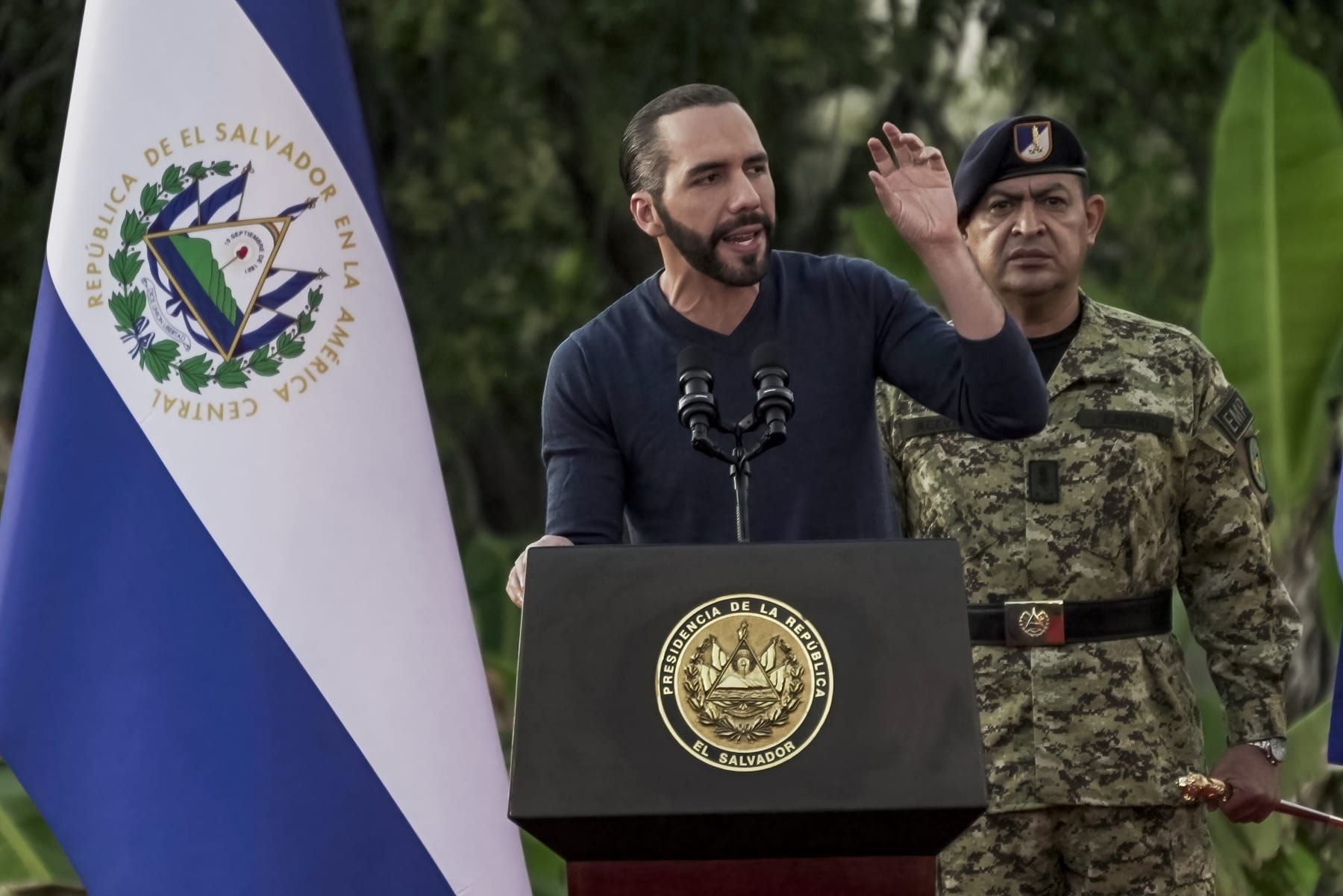 el salvador president indefinite terms law approval