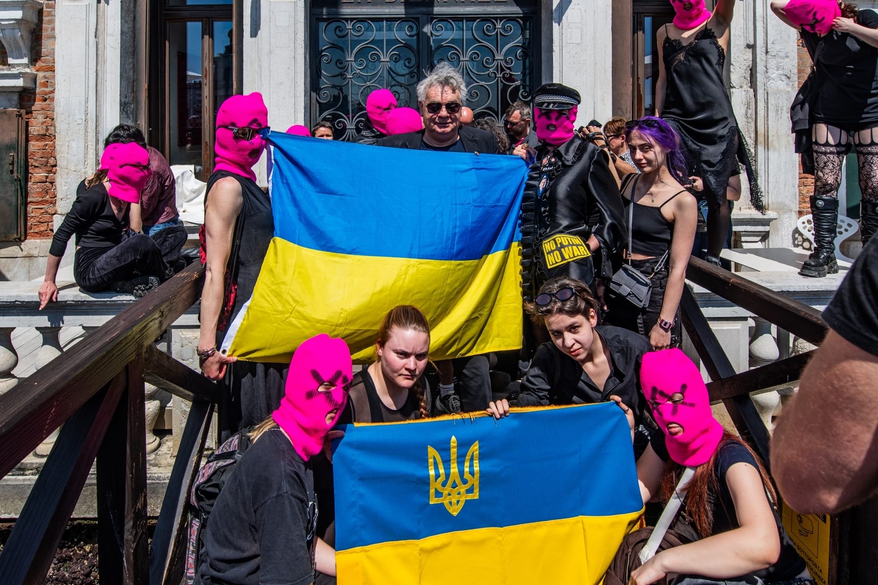 Venice biennale jury resigned 2026 Russia Israel