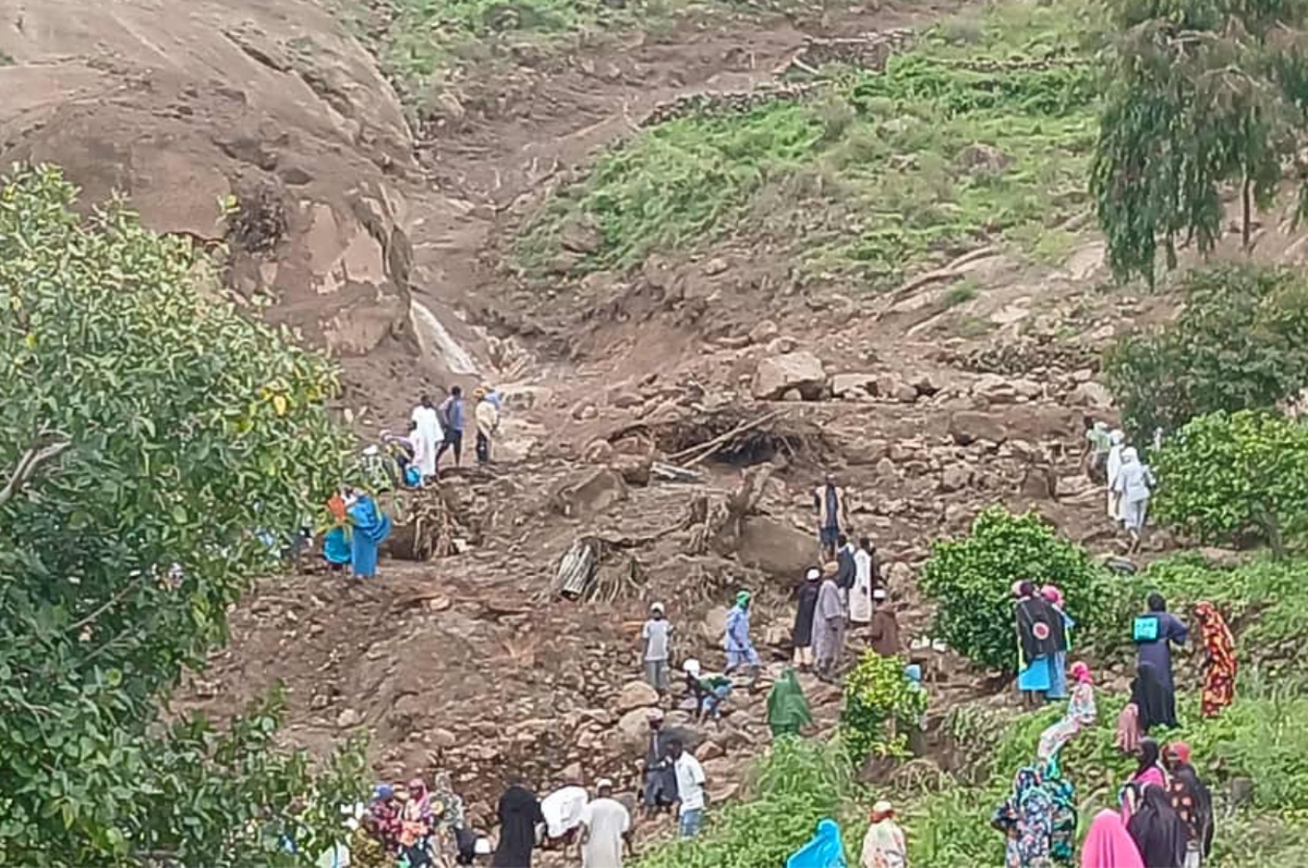 sudan landslide darfur village 1000 people kill