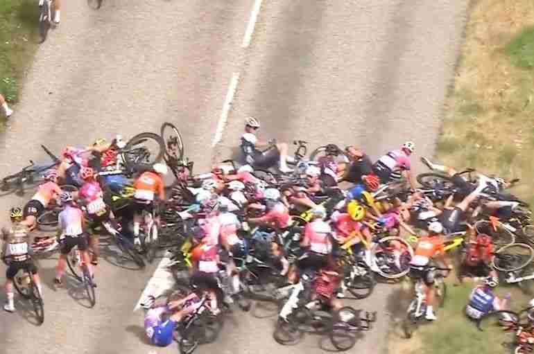 tour de france femmes crash 2022