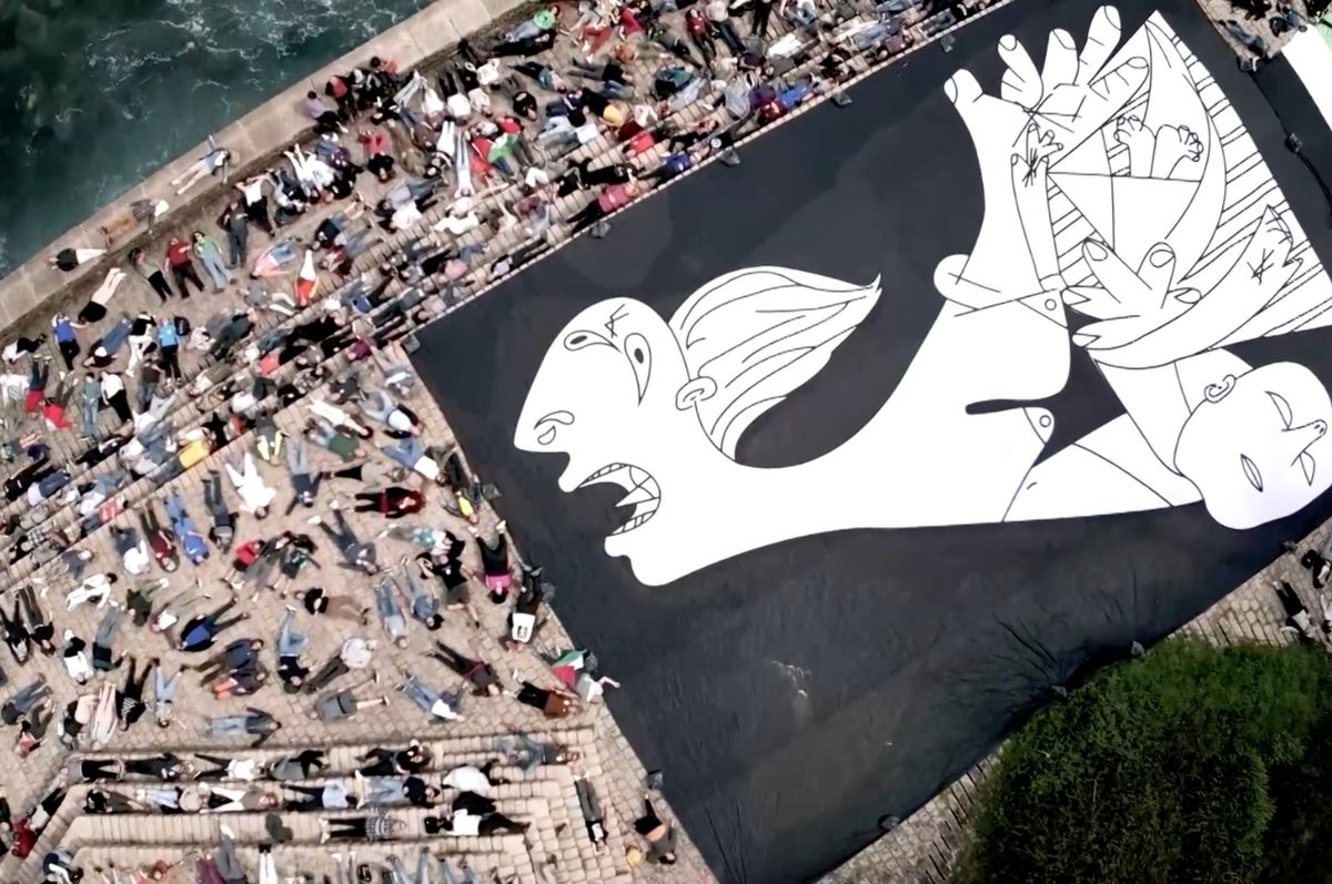 spain gaza protest guernica die in basque