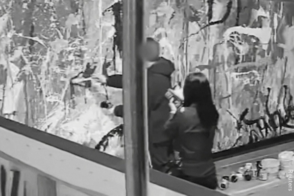 south korea couple deface painting thumbnail