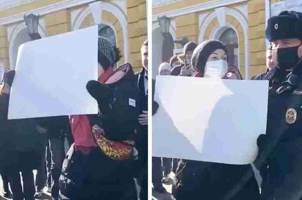 russia blank sign protest ukraine arrest