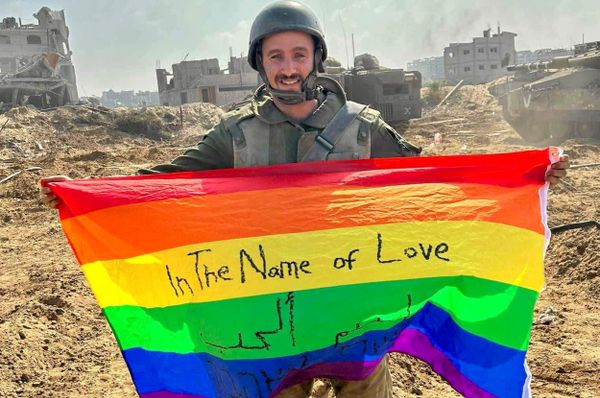 israel gay soldier pride flag gaza yoav atzmoni