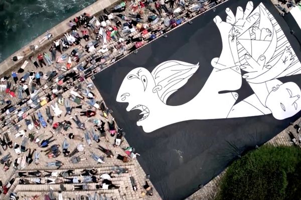 spain gaza protest guernica die in basque