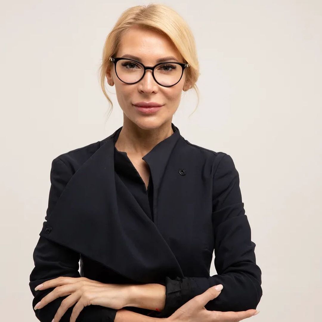 alyona popova russia domestic violence