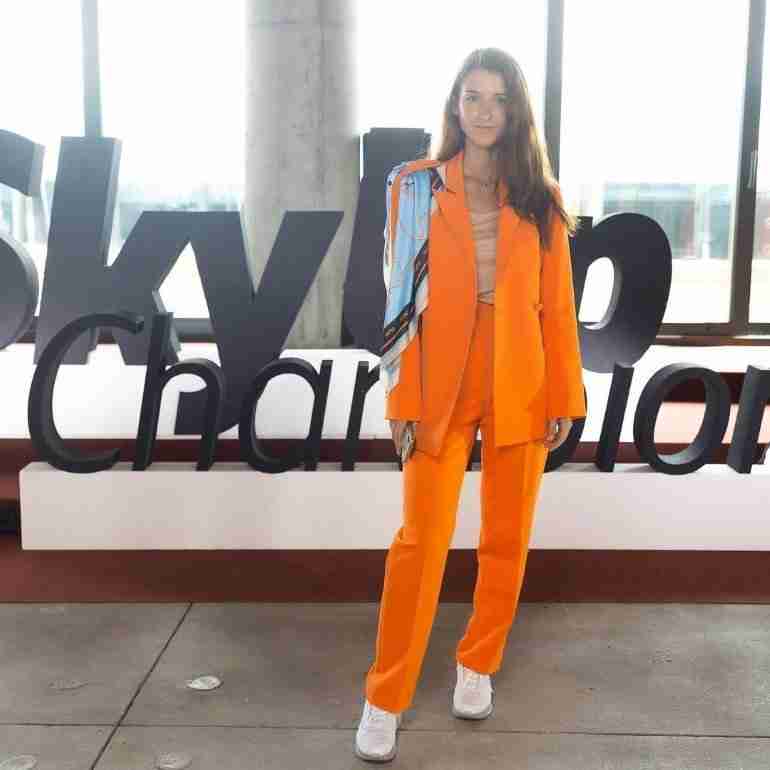 ukraine flight attendants heels trainers