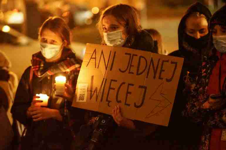 poland izabela abortion protest