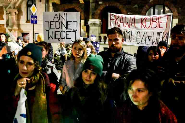 poland izabela abortion protest
