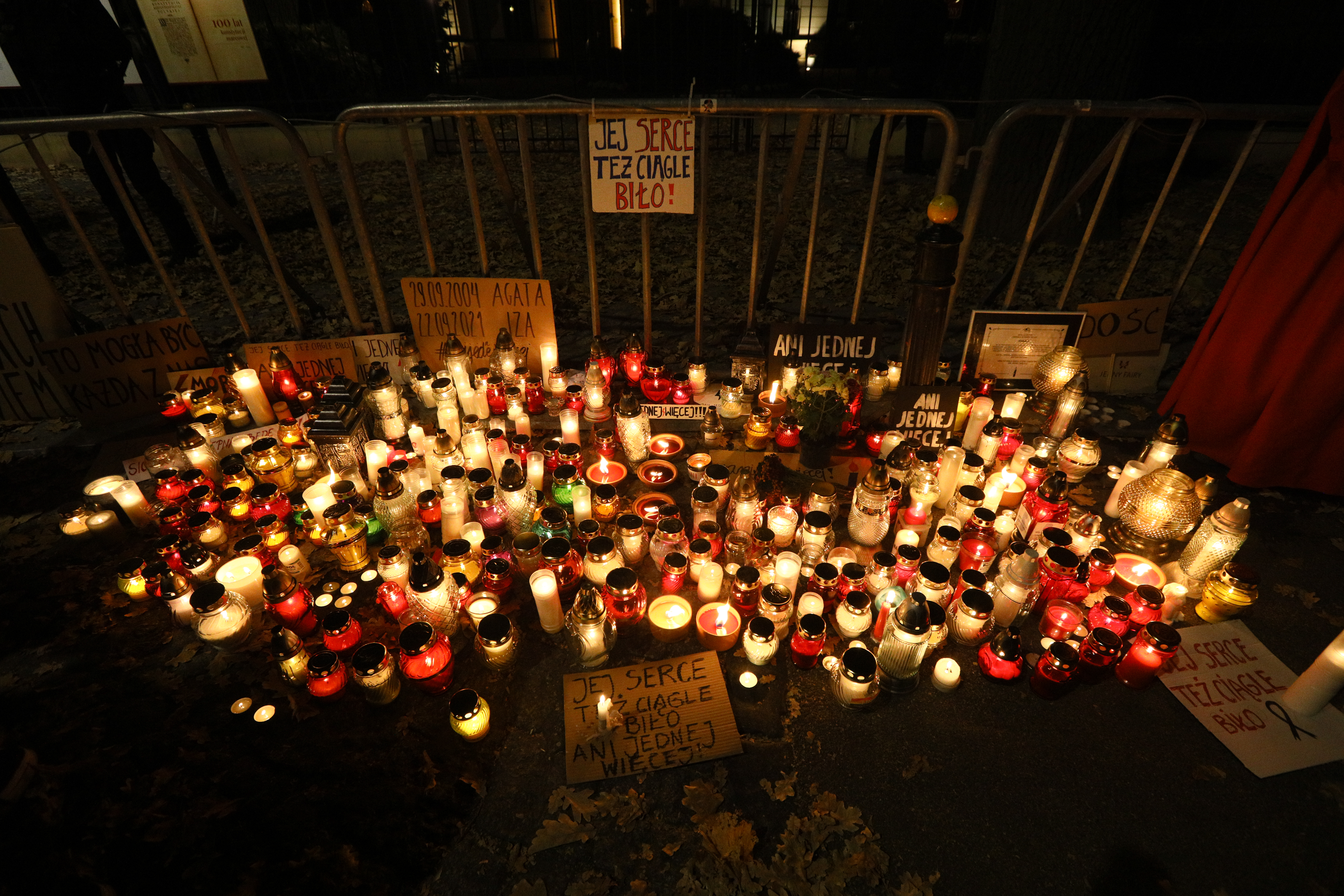 poland izabela abortion protest