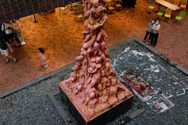 HKU pillar of shame tiananmen square removed 