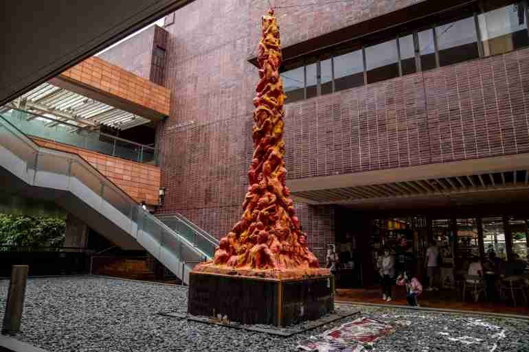 HKU pillar of shame tiananmen square removed 