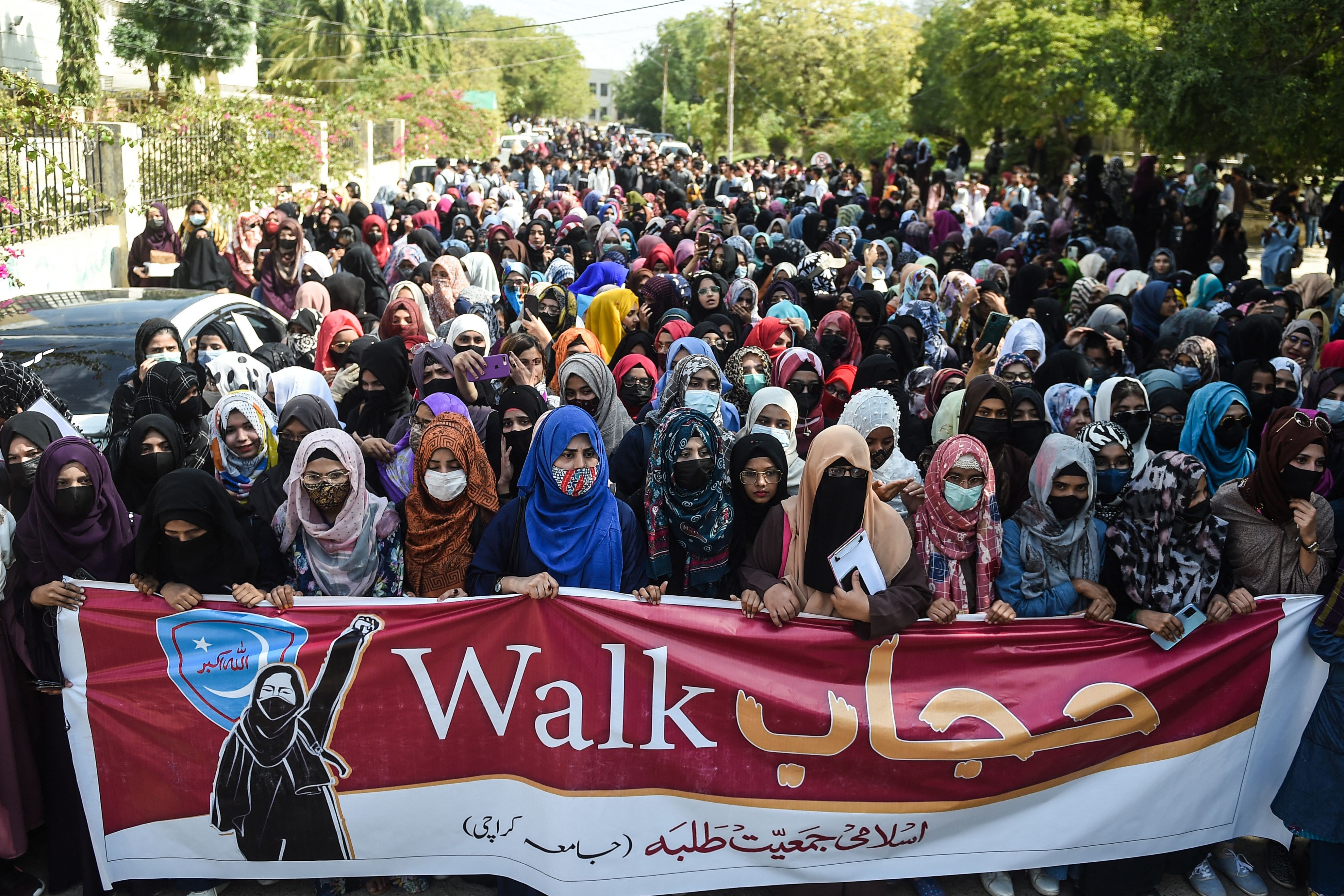 An Indian state banned Muslim girls from wearing hijabs in school and people were protesting