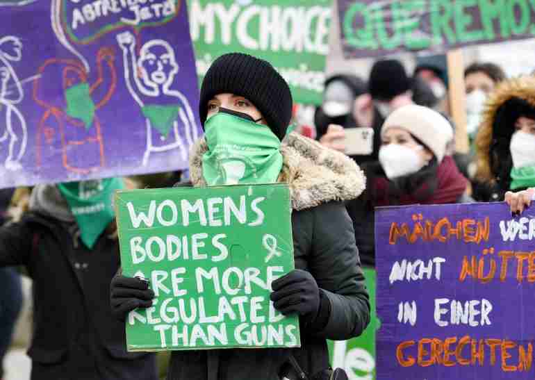 germany doctors abortion advertising ban abolished