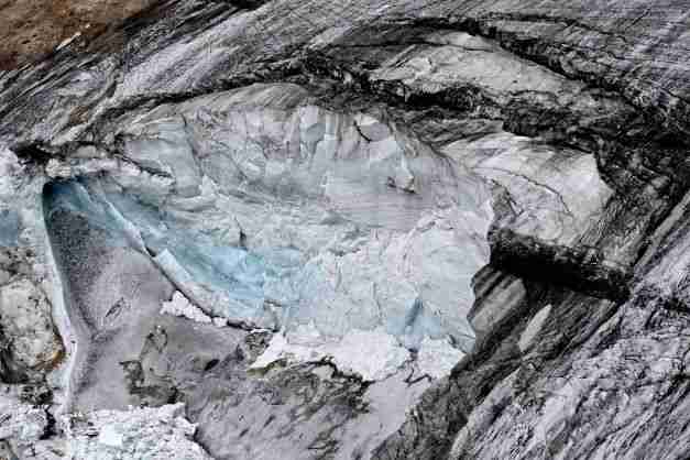 marmolada glacier collapse italian alps heatwaves
