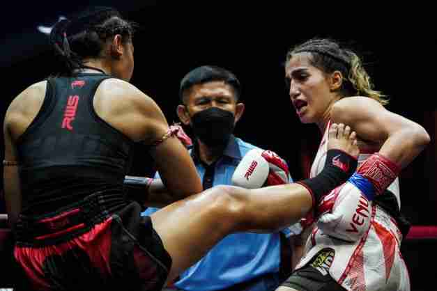 thailand muay thai women rajadamnern stadium