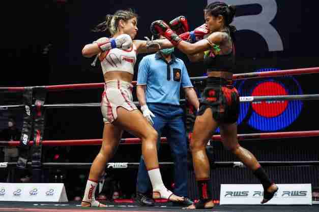 thailand muay thai women rajadamnern stadium