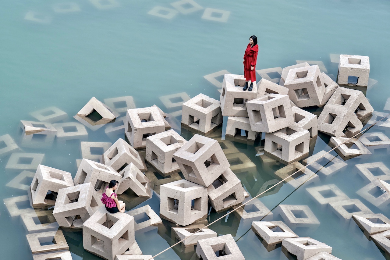 china influencers drought breakwater blocks